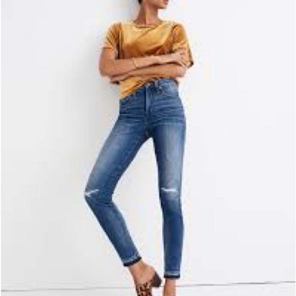 Madewell 9in High Rise Skinny in New York Wash -Rip and Repair Dropped Hem Jeans